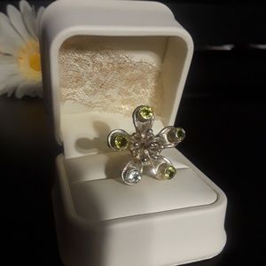 Sterling Silver Peridot Flower Ring